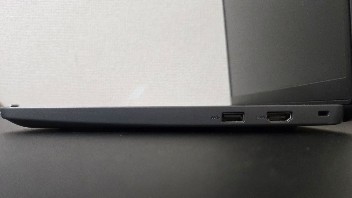 Lenovo 14e Chromebook Gen 3 右側面