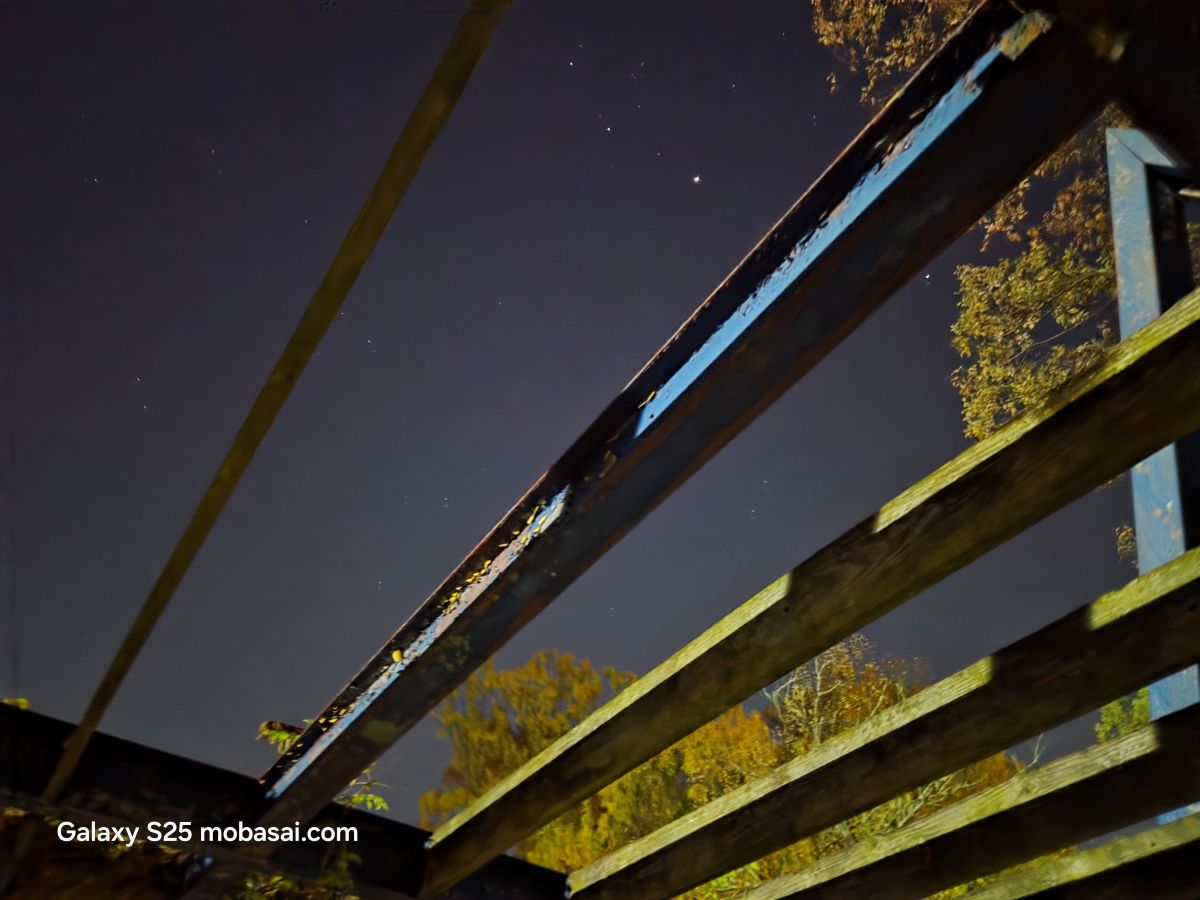 Galaxy S25 カメラ撮影 夜間