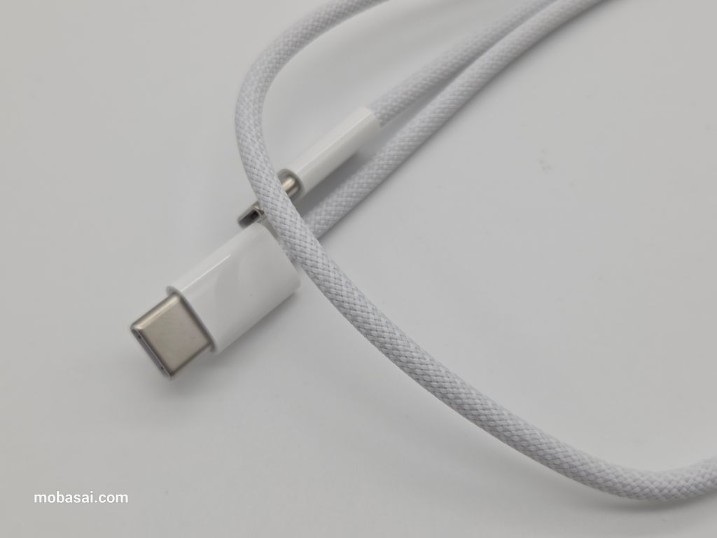 iPhone 17 付属ケーブル