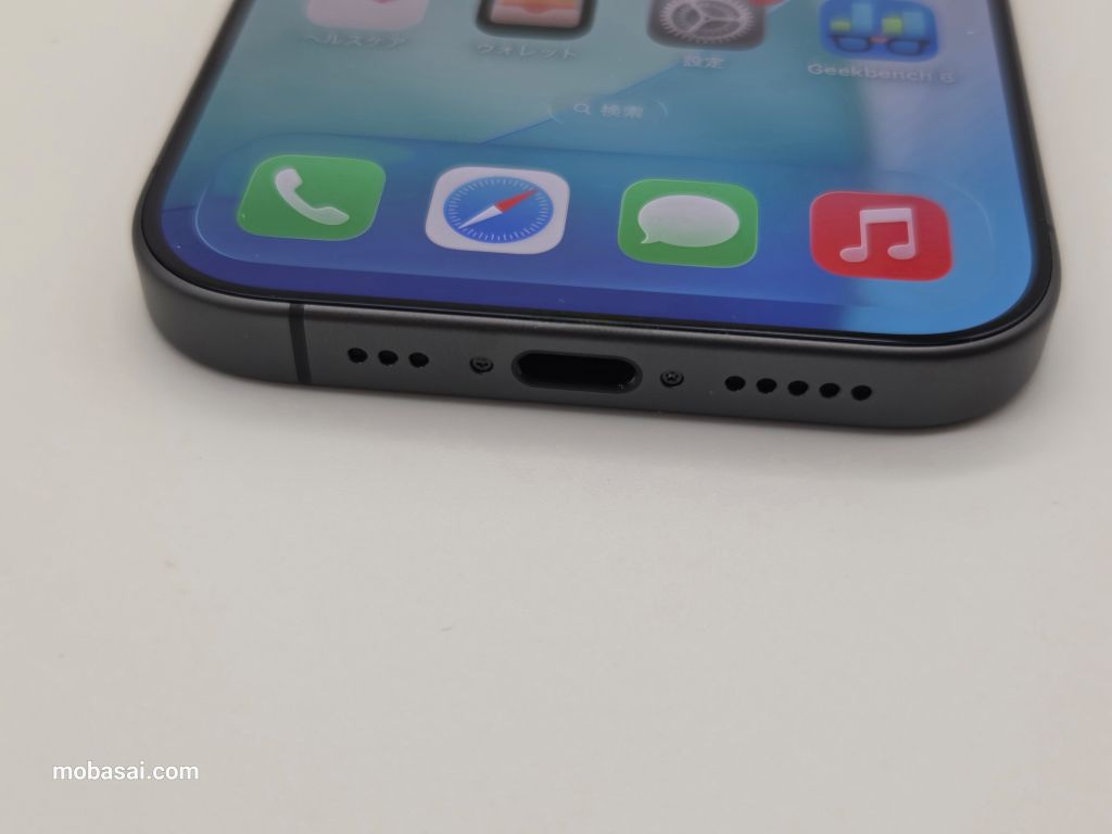 iPhone 17 USBポート