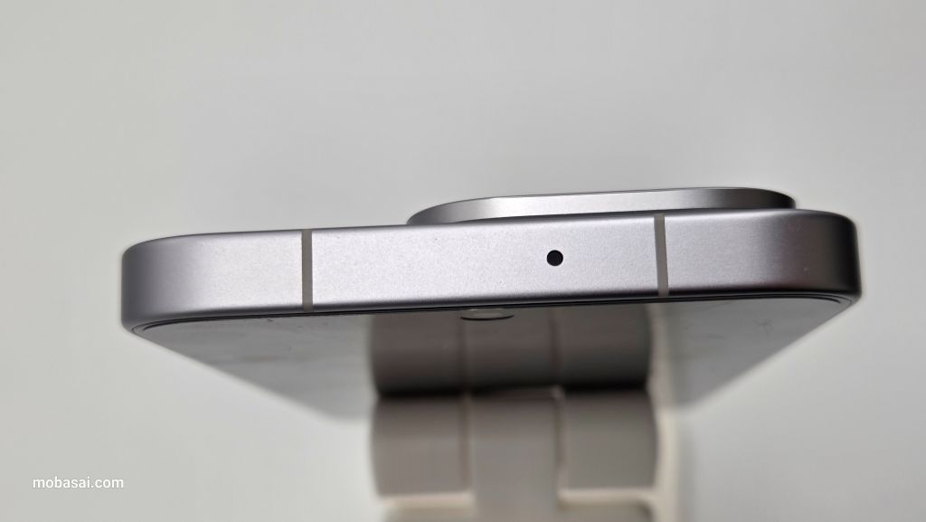 OPPO Find X9 トップフレーム