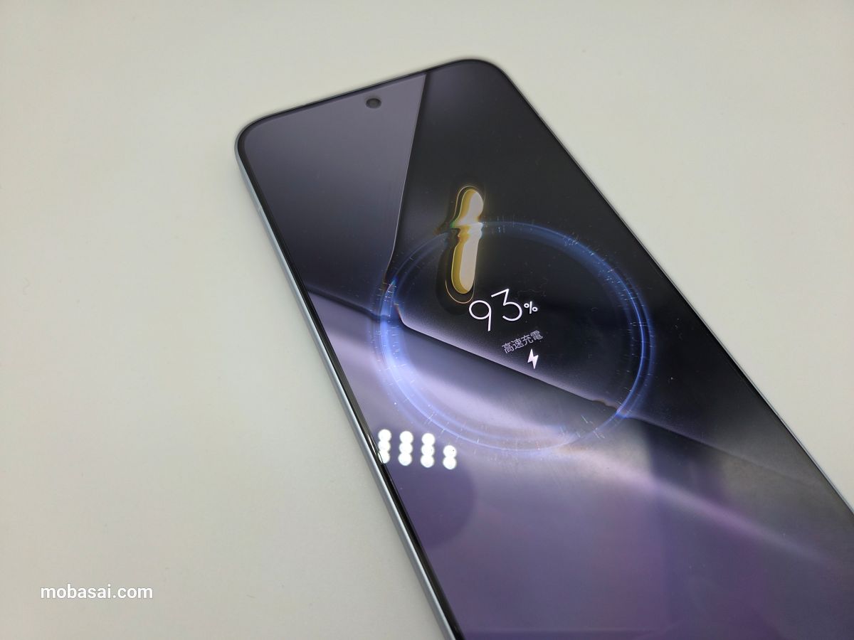 POCO X8 Pro Max 充電